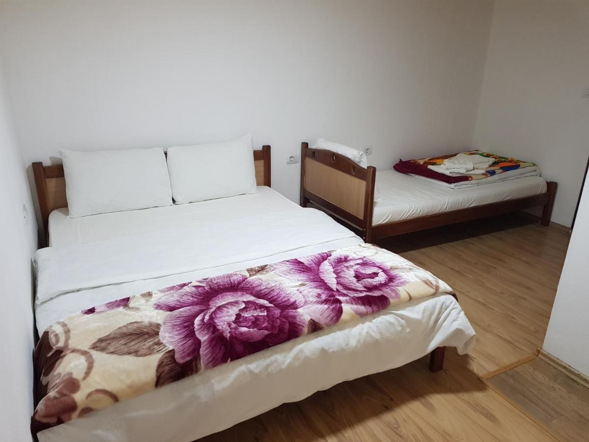 Bujtina Sherifaj Valbone Exterior foto
