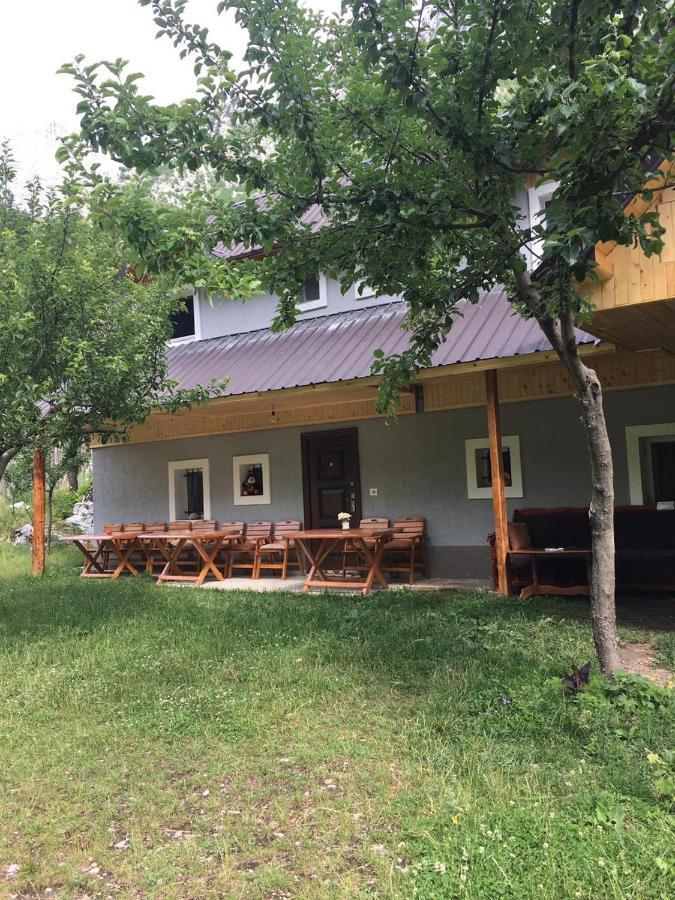 Bujtina Sherifaj Valbone Exterior foto