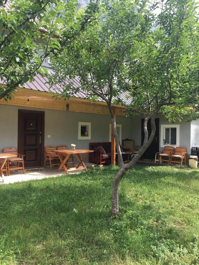 Bujtina Sherifaj Valbone Exterior foto